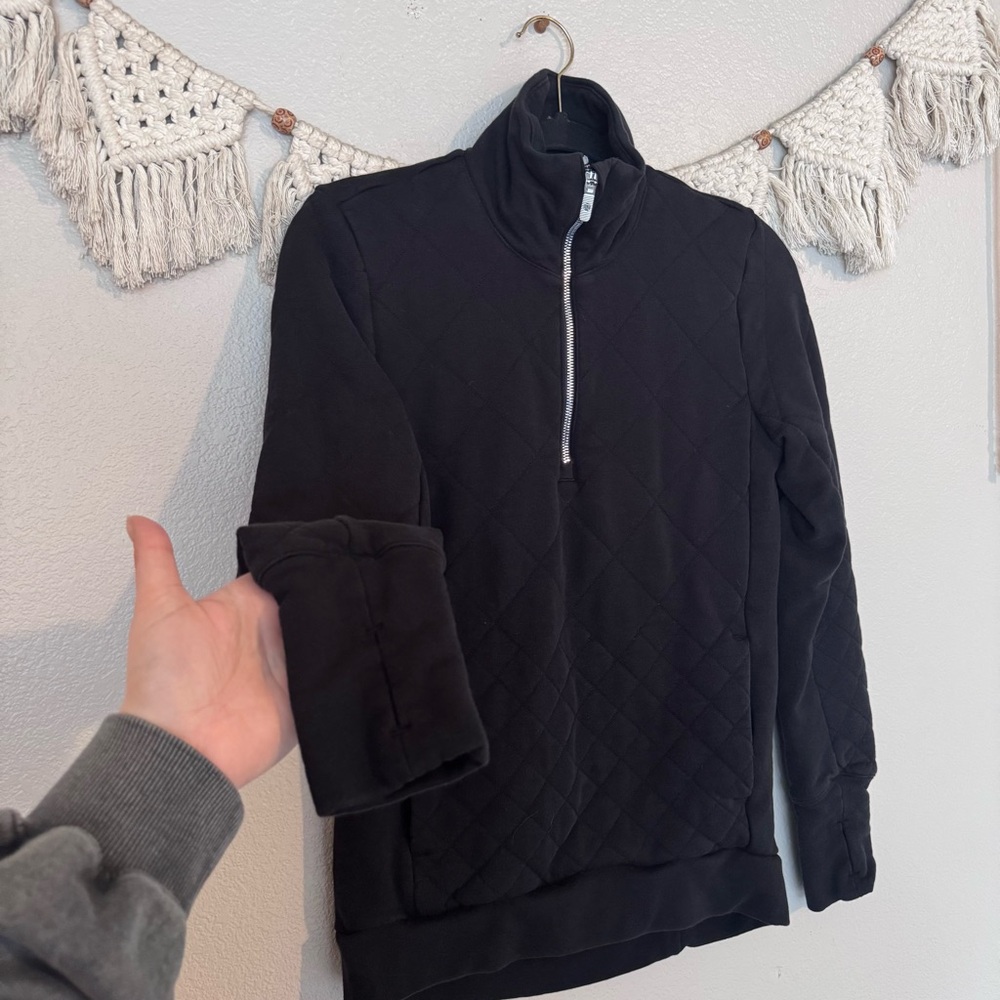 Lululemon Forever Warm Pullover‎ in Black